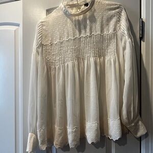 Ann Taylor Cream Swiss Dot Pintuck Peasant Blouse